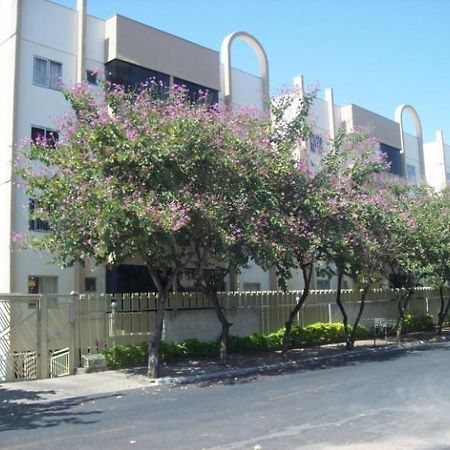 Aparthotel Residencial Varanda Dos Buritis Caldas Novas Exterior foto